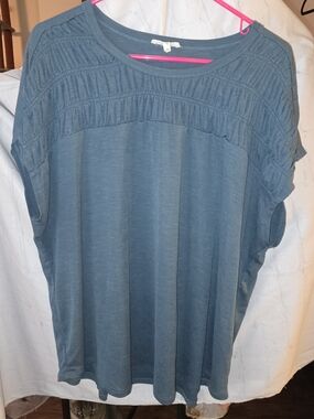LIKE NEW | Maurices Slate Tapestry Blue Smocked Dolman Yoke Tee